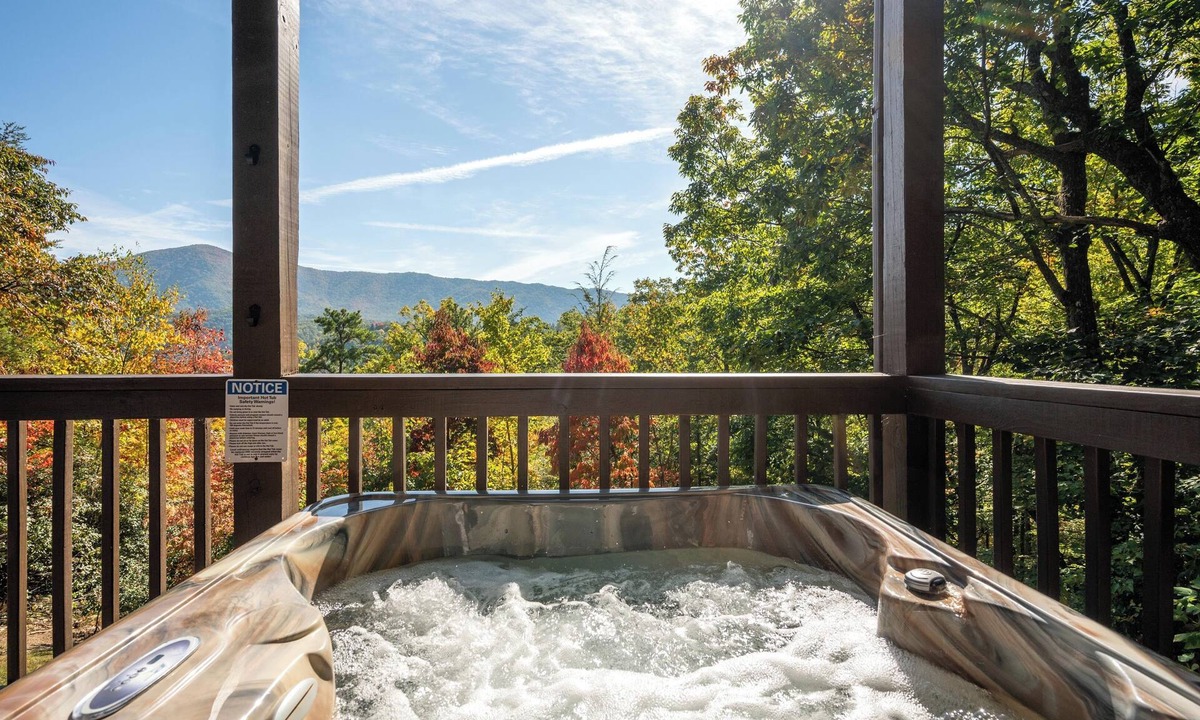 Wears Valley Cabin | Hot Tub & Game Room | Min to National Park