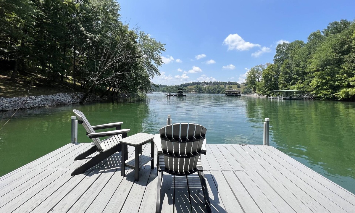 Lynchburg House | New rental! Luxury living on Tim’s Ford Lake