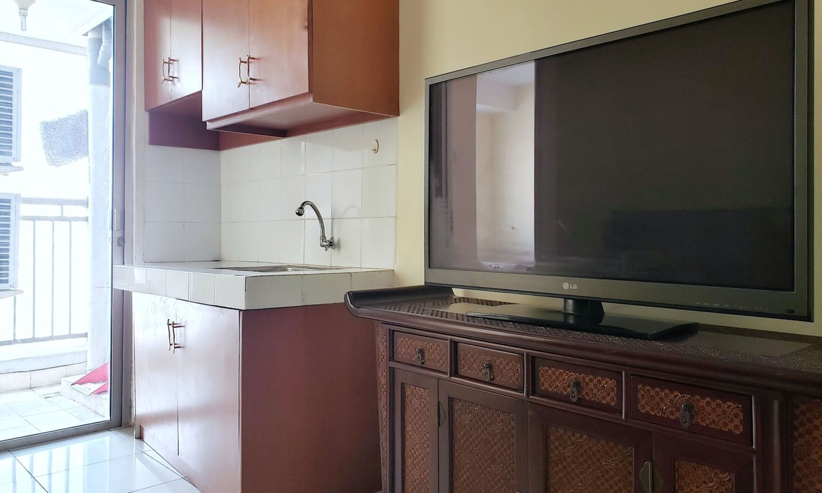 Pancoran Apartment | Pool View Apartment for Work or Staycation
