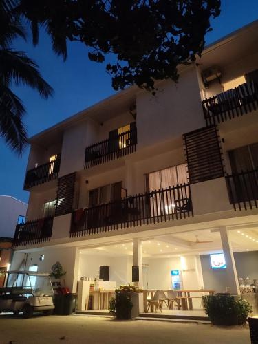 Dhiffushi Hotel | Portia Hotel & Spa
