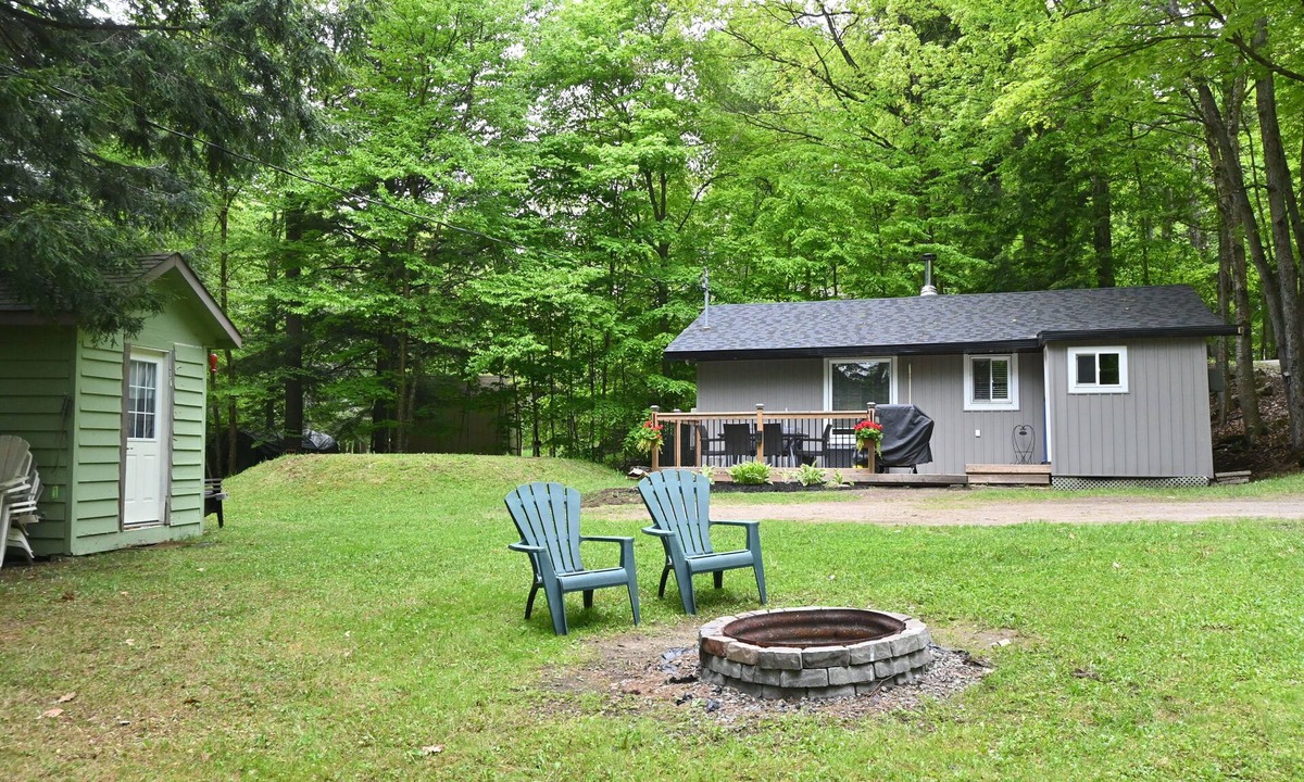 Lake of Bays Cottage | Private, Lake of Bays, Algonquin Park, Huntsville, Family friendly cottage