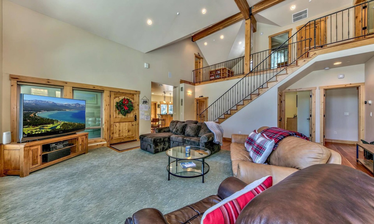 Mountain View Estates House | Snow Mtn Lodge 4BR/2.5BA Luxury Home