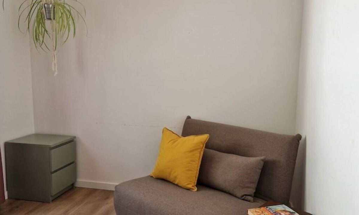 Ericeira Bed & Breakfast | Your Sunny Retreat at the Barefoot House – Space, Comfort & Inspiring Views