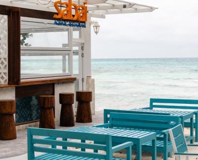 Dhiffushi Hotel | Endorphins Beach Villa