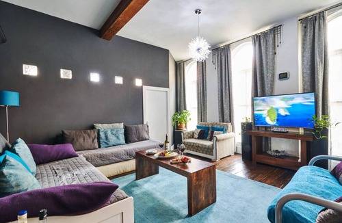 Northern Quarter Apartment | 18 years hosting in the heart of Manchesters Northern Quarter. Sleeps 10 + sauna