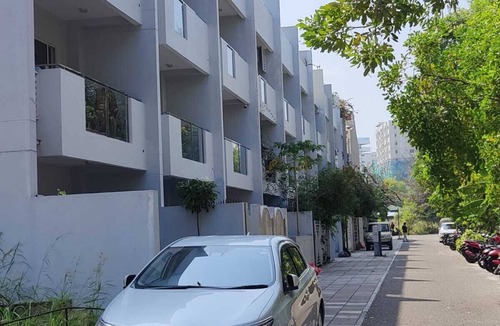 Hulhumale Apartment | Deluxe Room in a Quite Neighborhood
