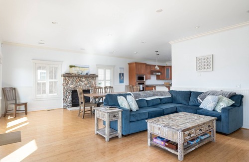 Jerusalem House | Experience Paradise! Stunning Beachfront Home, Your Ultimate Coastal Retreat!