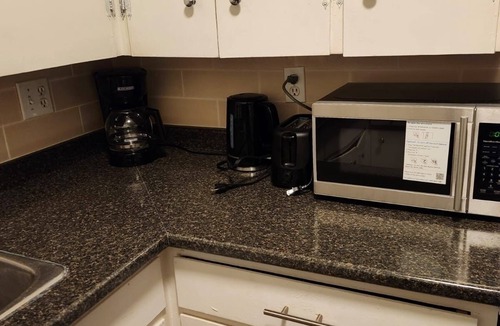 Coldbrook House | Fully furnished 2 bedrooms townhouse