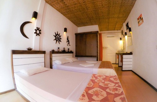 Dhiffushi House | Happy Life Maldives! ‘No news – No shoes’ feeling guaranteed.