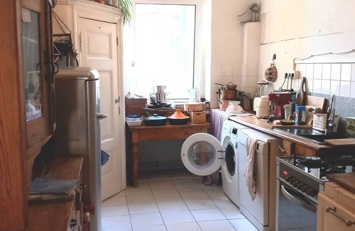 West Berlin Centre Apartment | Historic Elegance