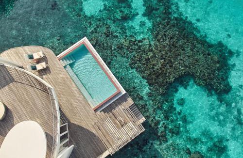 Kanifinolhu Island Resort | Jumeirah Olhahali Island Maldives