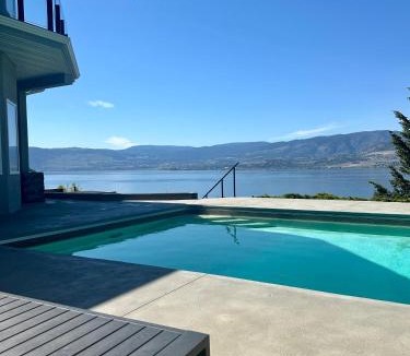 Southwest Mission Bed & Breakfast | Lakeview Bed and Breakfast