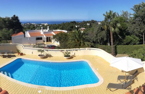 Carvoeiro Villa | Lovely villa in Carvoeiro, sea views, beach in walking distance, very quiet