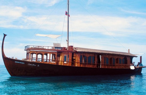 Hulhumale Boat Rental | Malé Marvel: Sun-Kissed Sailing Experience in the Maldivian Atoll