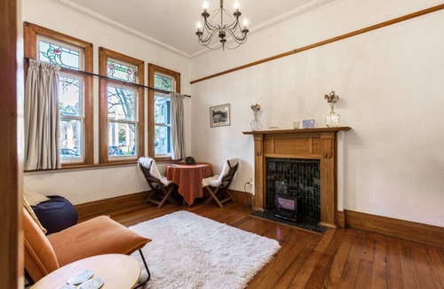 Auckland Central Business District Apartment | NZ's First Ever Built Apartment!