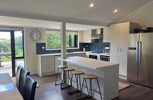 Orere Point House | Relax and Unwind in this Farmhouse surrounded by Native bush and farmland