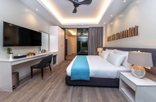 Dhiffushi House | Sky Beach Maldives Hotel