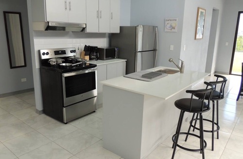 San Isidro de El General House | Spacious 2-Home Retreat for Large Groups, A/C, Wi-Fi, TV & Washer/Dryer Included