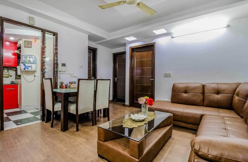 New Delhi Apartment | Stay in Posh Central Delhi near City Center ,family friendly,Private .