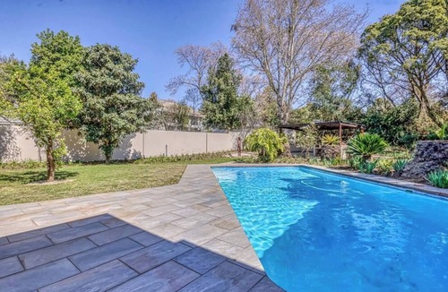 Woodmead House | The Eden luxury manor, Sandton