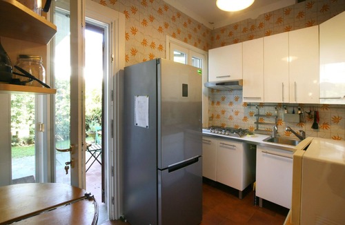 Forte dei Marmi Villa | Villa in Forte dei Marmi for 8 People with Garden and WiFi