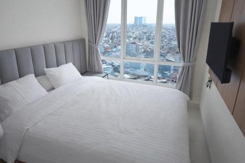 1 BR New in Glodok Central Jakarta Next to Subway Train Busway