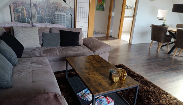 2 room 86sqm DG apartment on the outskirts of Hamburg in Oststeinbek
