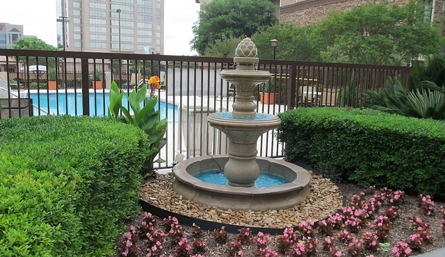 4 Family-friendly Suites w/Full Kitchens | Outdoor Pool | Free Breakfast