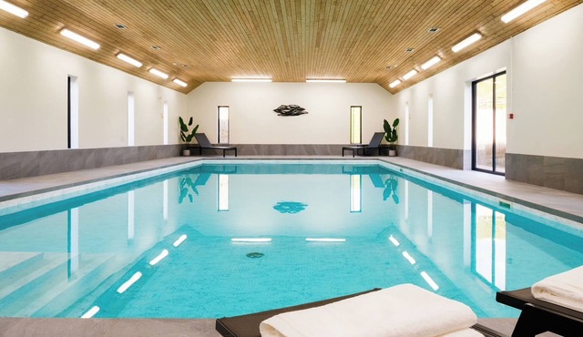 5 bedroom accommodation in Witham Friary, Frome in Bath