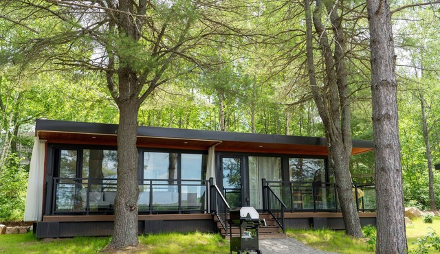 Algonquin's Edge Resort | Waterview 2