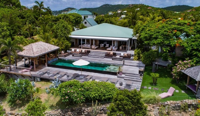 Amancaya (2/5 Rooms) Luxury villa in Anse Des Cayes