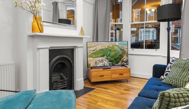 Amazing property in Stratford - ZONE 2 in London