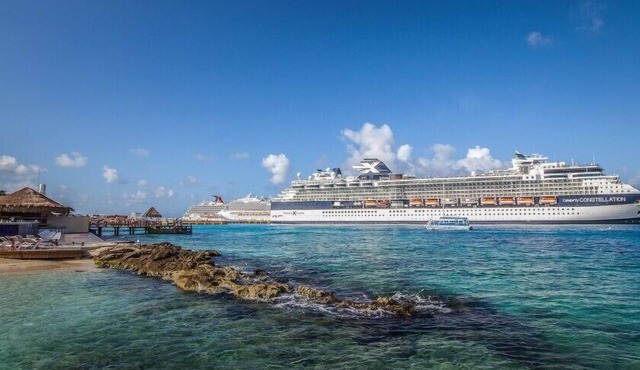 Beach Front Studio at Cozumel with Balcony in San Miguel de Cozumel
