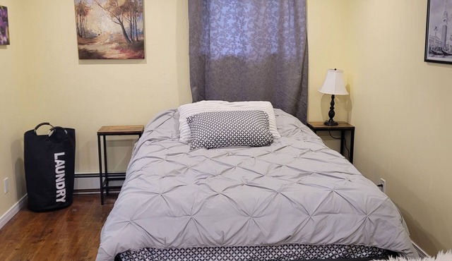 Bright Private Studio: Near Downtown Core in Long Sault