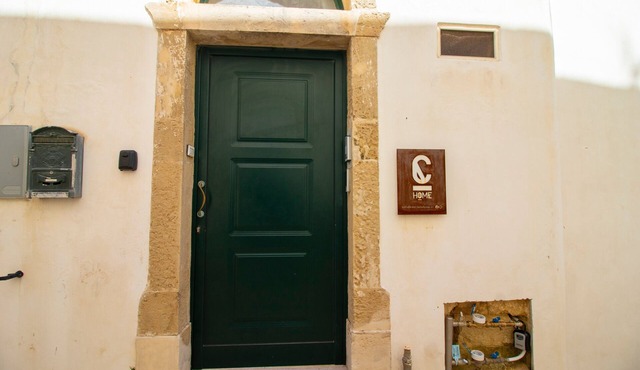C-Home Otranto – Design Apartment with Panoramic Terrace in Otranto