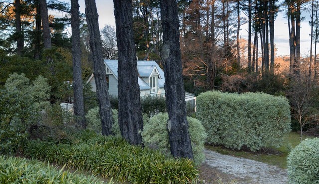 Carramar Coach House · Carramar Cottage - secluded nature retreat