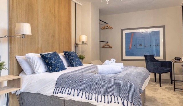 CentralEllesmere - Sleeps4 - Parking - PetFriendly in Ellesmere