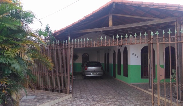 Close to some blocks in the north zone in Itapoã