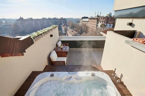 Conca9, Luxury attic with jacuzzi in Navigli in Milan