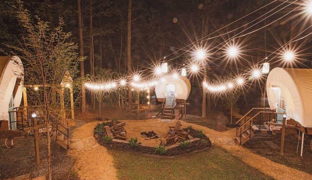 Covered Wagons Group Rental in Benton