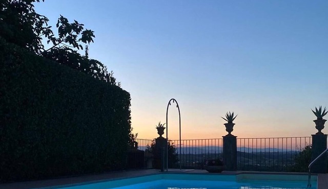 ELEGANT APARTMENT WITH POOL IN THE MIDDLE OF TUSCANY. WINE TASTINGS in Gambassi Terme