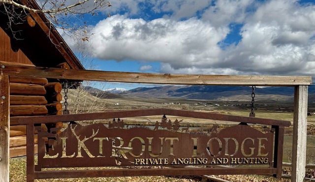 Elk Trout Cabins in Kremmling