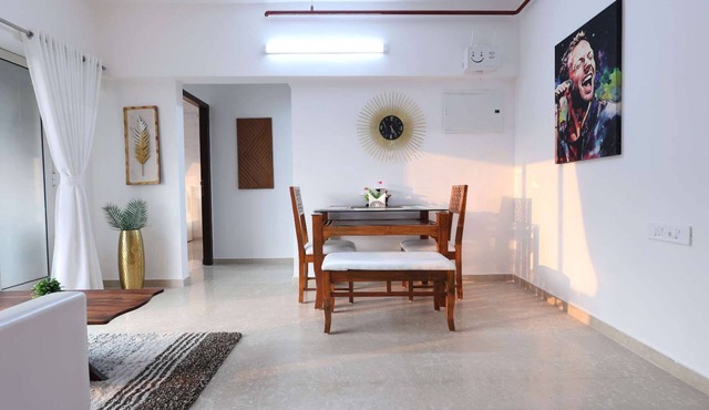 Entire 2 BHK Suite With Kitchen in Mumbai
