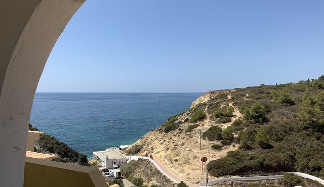 Espectacular T2 em Cima da Praia in Lagoa