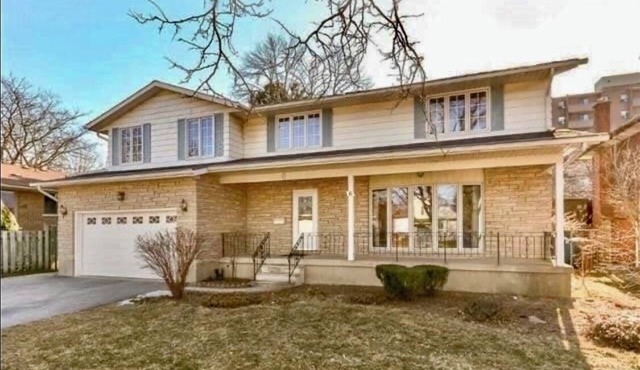 Executive Detached Home in Guelph