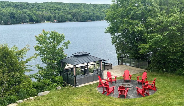 Family-Friendly Waterfront Cottage w/Dock, Firepit & Lake Views in Emsdale
