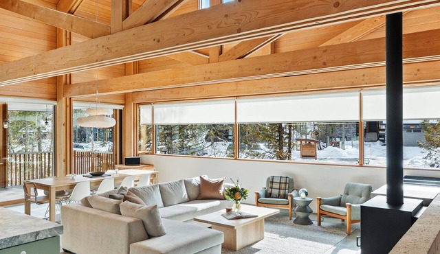 Fernie Alpine Resort - Sauna - Hot Tub - A/C in East Kootenay