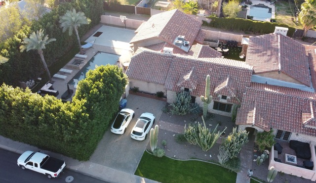 GIANT Compound located 15min from Scottsdale in Tempe