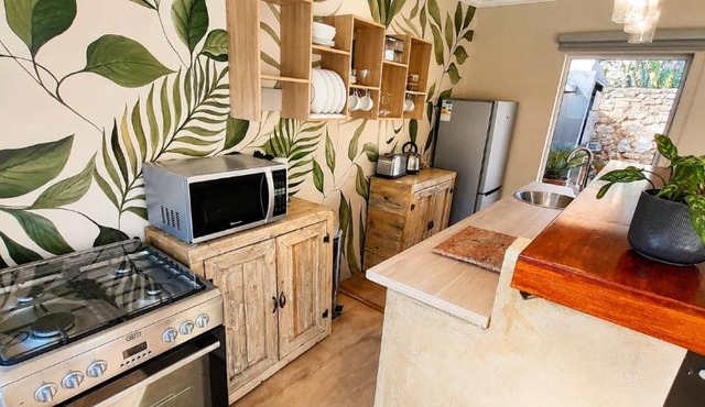 Joy Haven - Open Plan Studio in Centurion