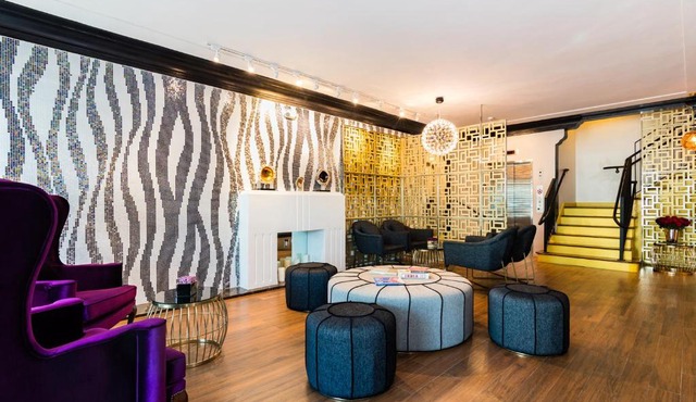 L Hotel